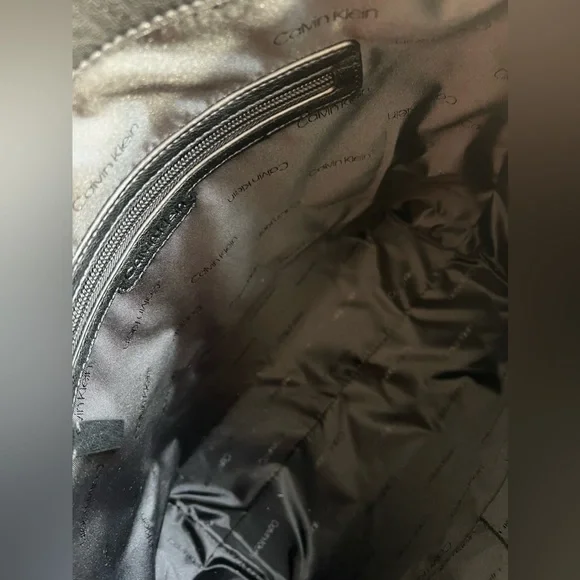 CALVIN KLEIN - purse color black leather with silver hardware. - Picture 11 of 15